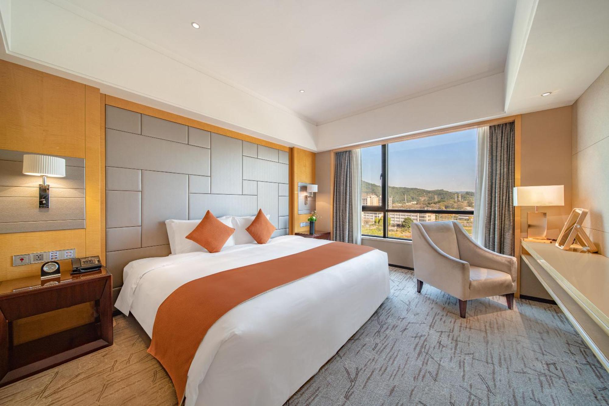 Swissotel Гуанчжоу Экстерьер фото