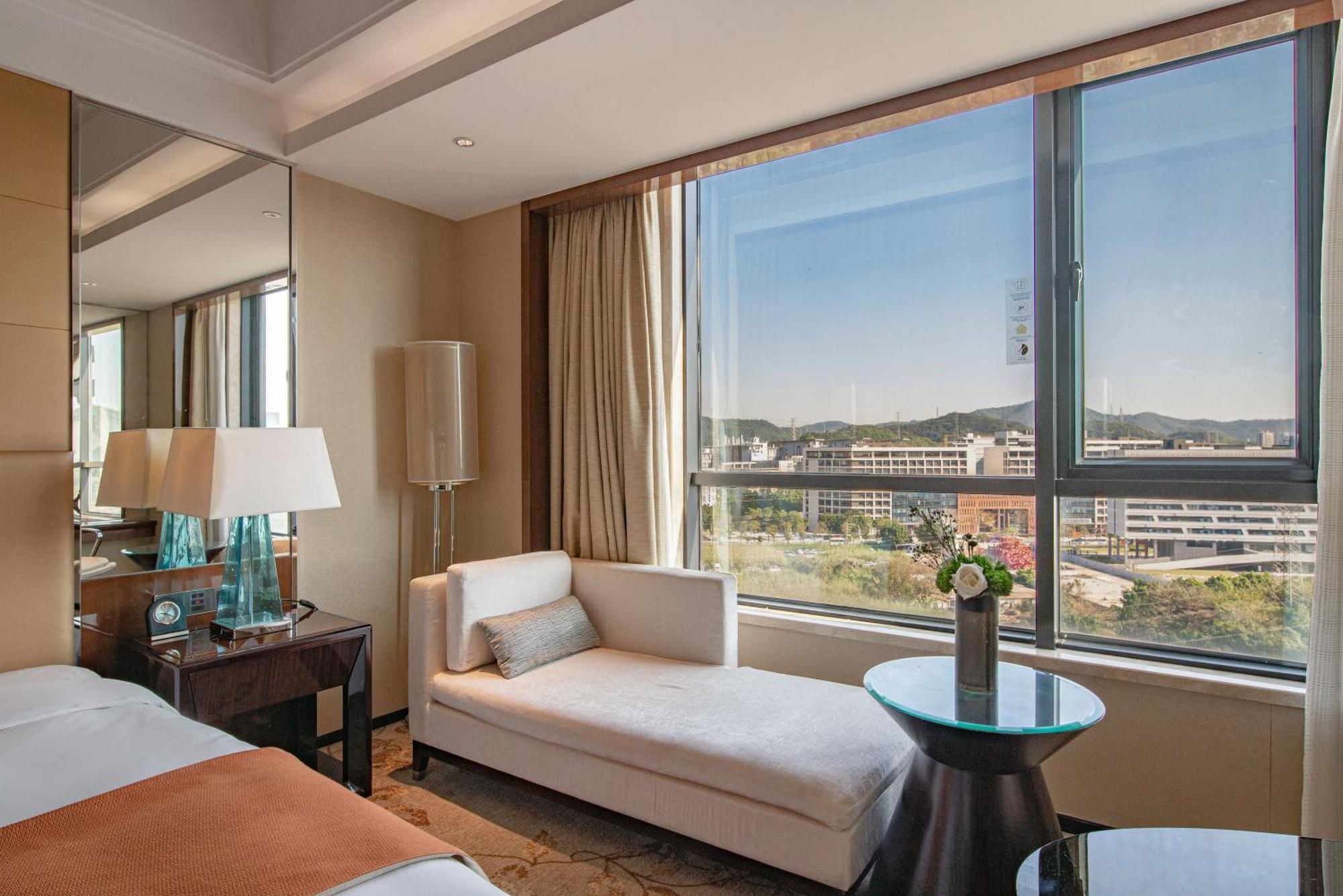 Swissotel Гуанчжоу Экстерьер фото