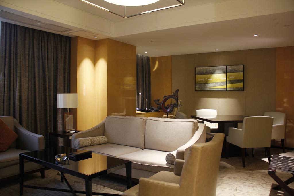Swissotel Гуанчжоу Экстерьер фото